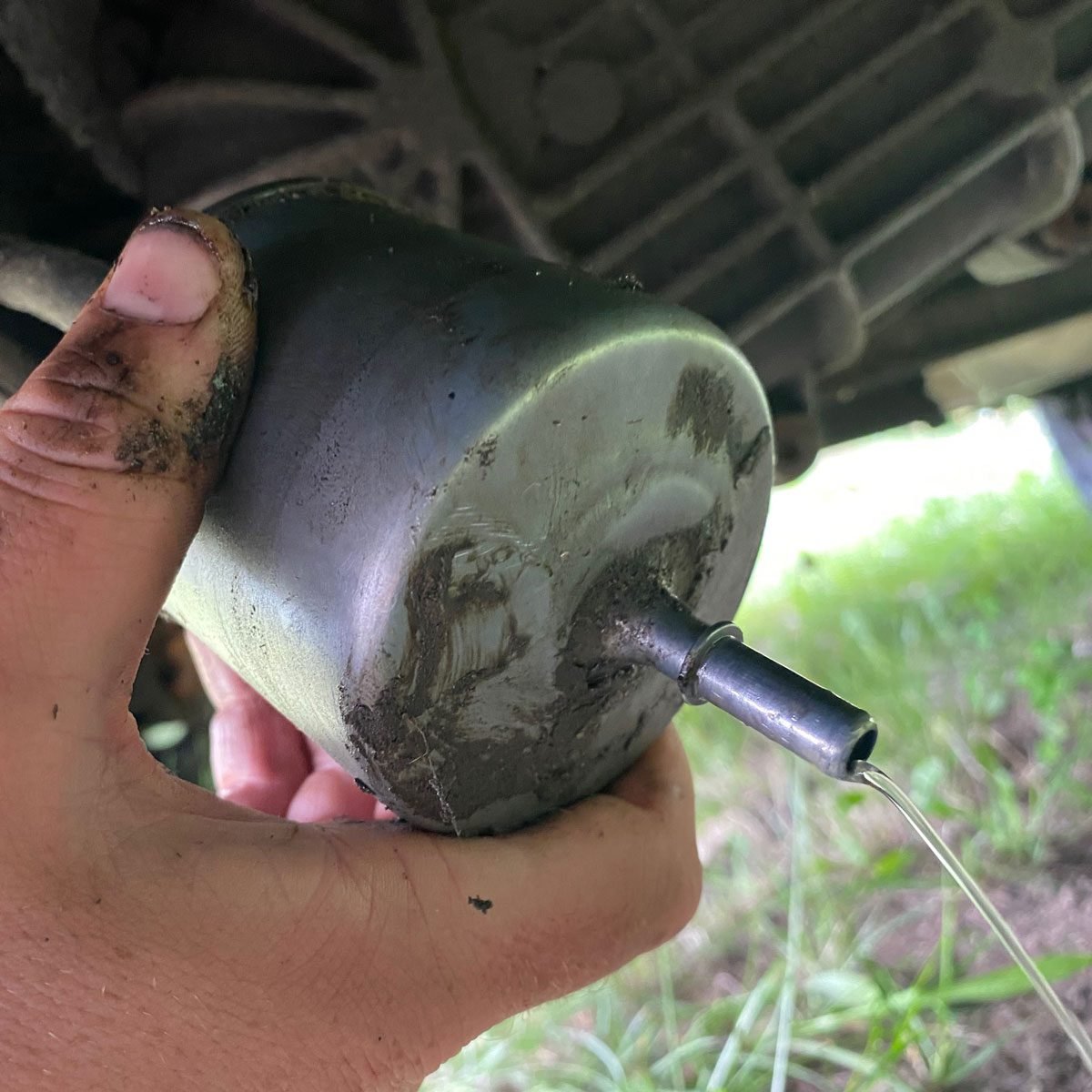 Nissan Altima Fuel Filter Replacement Spot - DIY Fix In 5 Minutes