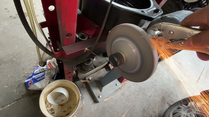 How to Torque Lug Nuts on 2002 Honda Accord: Follow These Easy Steps